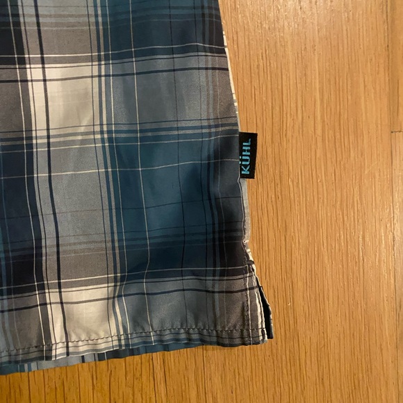 KUHL RESPONSE Quick Drying wrinkle-resistant ELÜXUR™ LITE fabric Sz Large - Picture 5 of 10